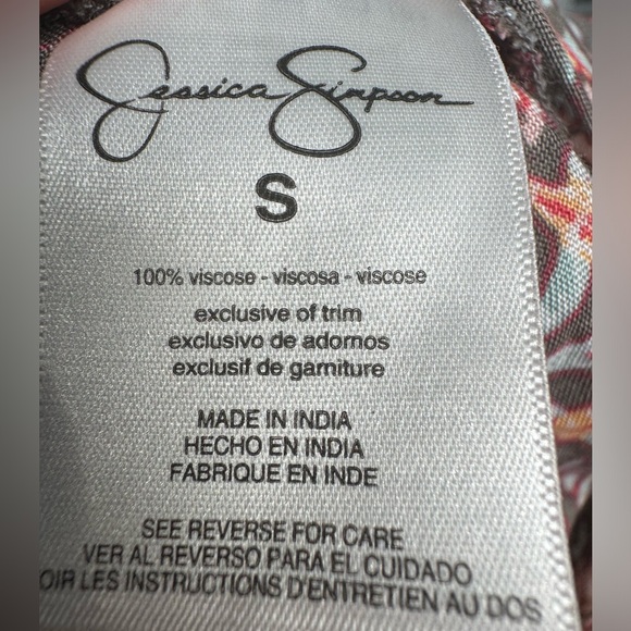Jessica Simpson romper size small - Picture 6 of 6